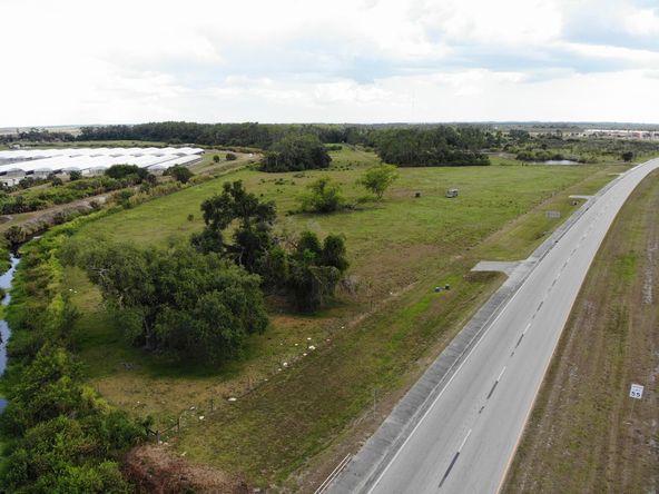 LaBelle Plant World, Inc.: W SR 80 , Labelle, FL 33975